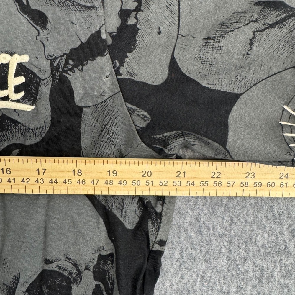 Rebel Vengeance Skull T Shirt Men Large Black Gray All Over Print Streetwear NEW - Picture 5 of 8